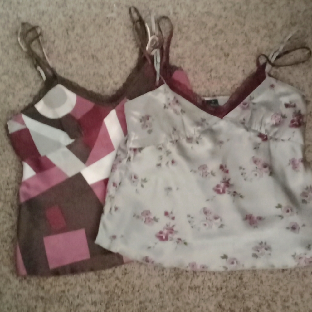 🧘 Dressy spaghetti strap tops